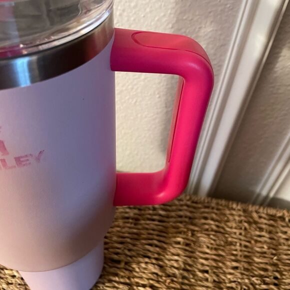 Stanley 40 Ounce Metal Light Pink Dark Pink Tumbler - Picture 5 of 14